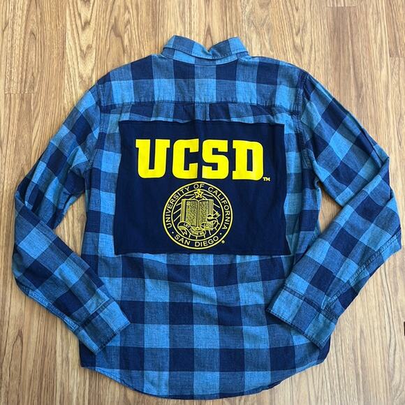UCSD College Flannel Shirt upcycled one of a kind size Large - Picture 4 of 8
